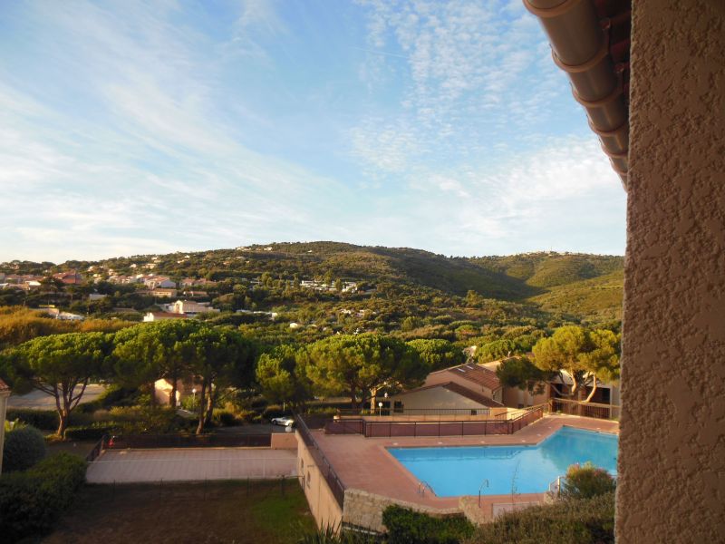 photo 2 Location entre particuliers Les Issambres appartement Provence-Alpes-Cte d'Azur Var Vue du balcon