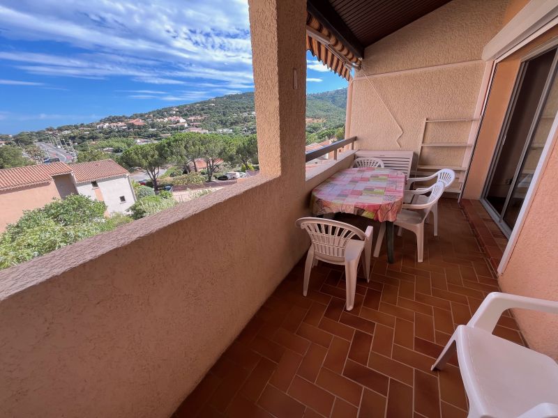 photo 17 Location entre particuliers Les Issambres appartement Provence-Alpes-Cte d'Azur Var Loggia