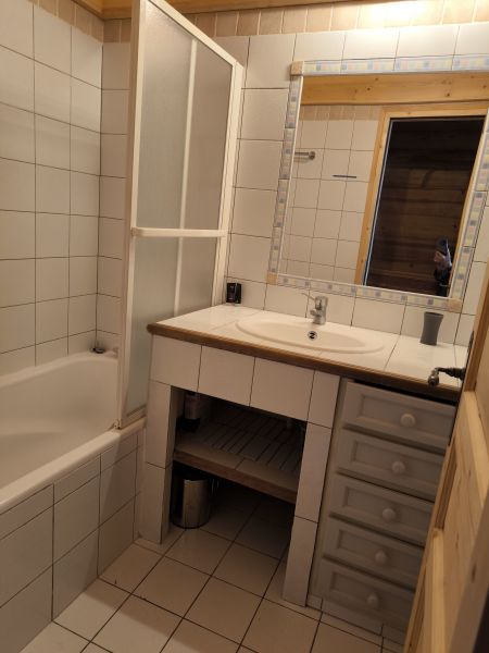 photo 16 Location entre particuliers Tignes appartement Rhne-Alpes Savoie salle de bain