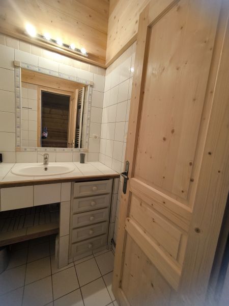 photo 15 Location entre particuliers Tignes appartement Rhne-Alpes Savoie salle de bain