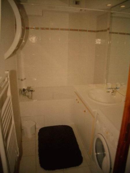 photo 9 Location entre particuliers Oz en Oisans appartement Rhne-Alpes Isre salle de bain