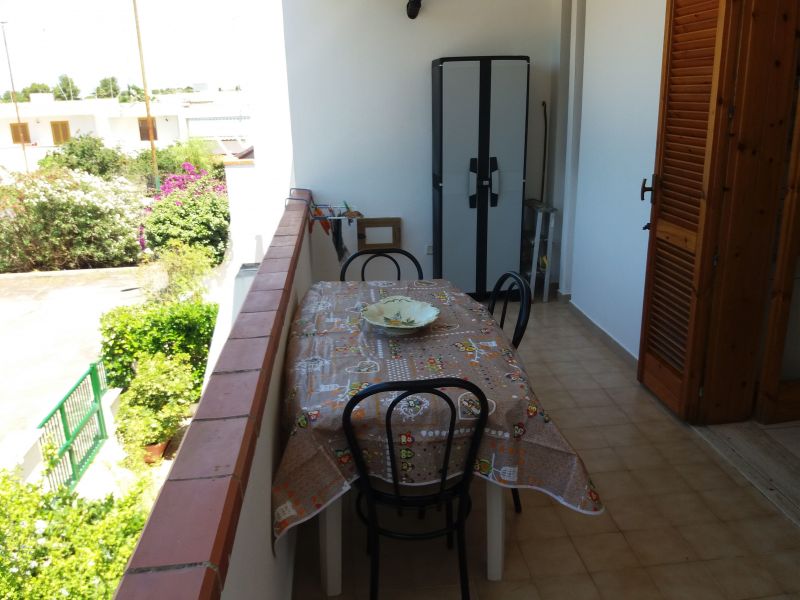 photo 8 Location entre particuliers Torre dell'Orso appartement Pouilles Lecce (province de) Terrasse