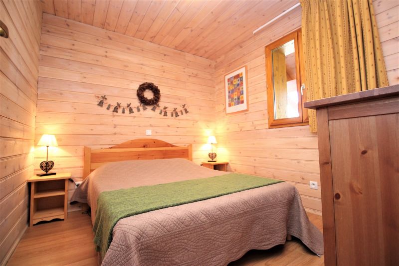 photo 14 Location entre particuliers Valfrjus chalet Rhne-Alpes Savoie chambre 1