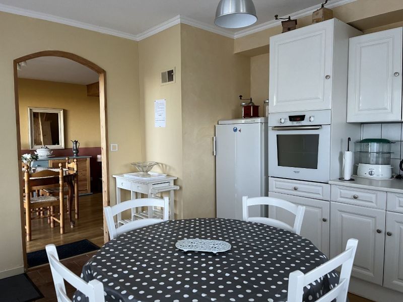 photo 17 Location entre particuliers Besse - Super Besse appartement Auvergne Puy-de-Dme Cuisine indpendante