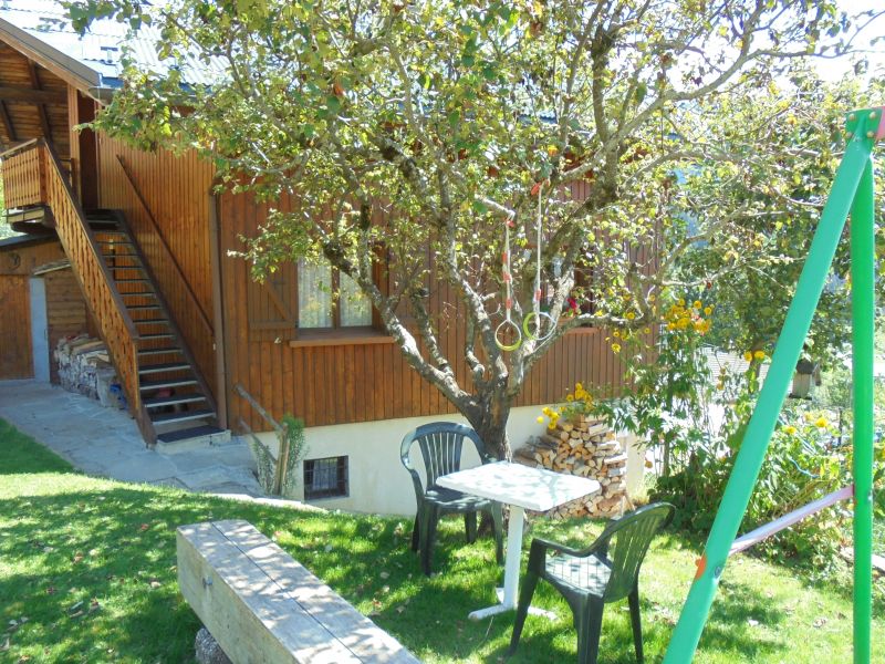 photo 9 Location entre particuliers Areches Beaufort appartement Rhne-Alpes Savoie Jardin