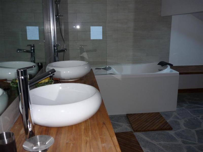 photo 10 Location entre particuliers La Plagne chalet Rhne-Alpes Savoie salle de bain