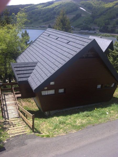 photo 12 Location entre particuliers Besse - Super Besse chalet Auvergne Puy-de-Dme Vue extrieure de la location