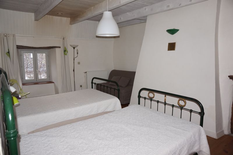 photo 12 Location entre particuliers Besse - Super Besse maison Auvergne Puy-de-Dme chambre 3