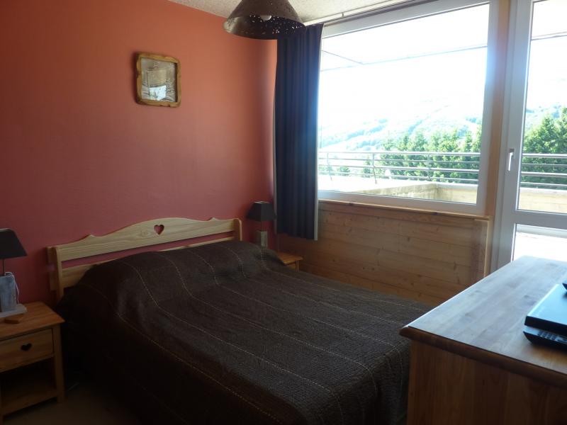 photo 7 Location entre particuliers Besse - Super Besse appartement Auvergne Puy-de-Dme chambre 1