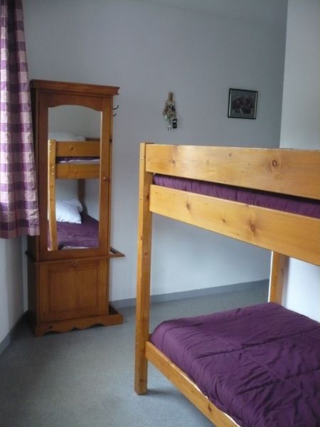 photo 6 Location entre particuliers Besse - Super Besse appartement Auvergne Puy-de-Dme Coin Cabine