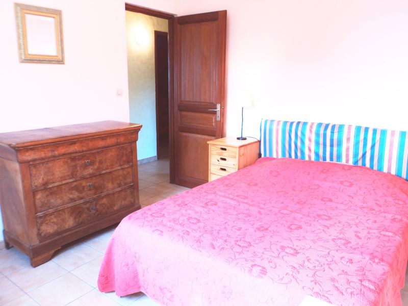 photo 13 Location entre particuliers Olmeto appartement Corse Corse du Sud chambre 1