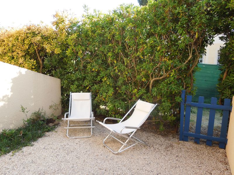 photo 13 Location entre particuliers Bormes Les Mimosas studio Provence-Alpes-Cte d'Azur Var Jardin