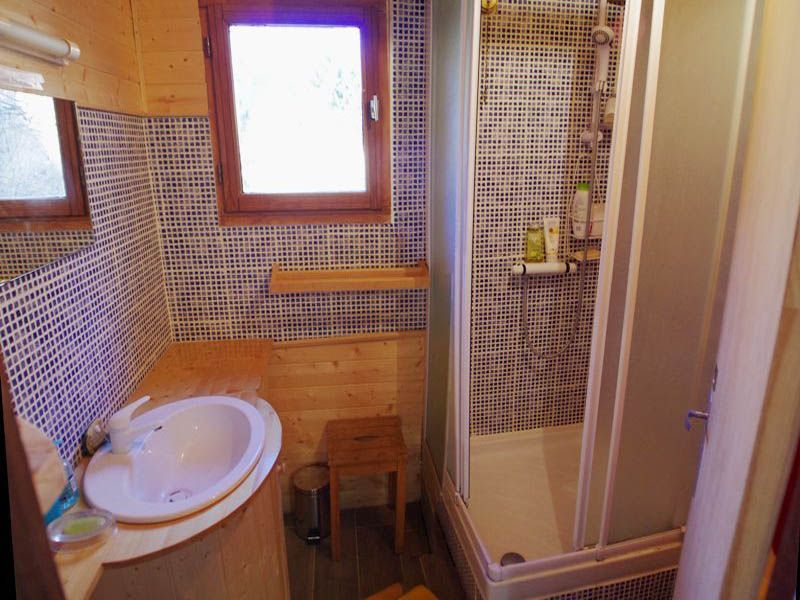 photo 16 Location entre particuliers Serre Chevalier chalet Provence-Alpes-Cte d'Azur Hautes-Alpes salle de bain 1