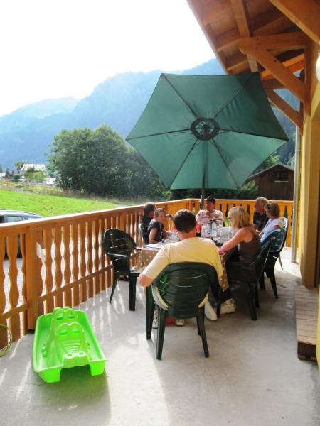 photo 3 Location entre particuliers Chtel chalet Rhne-Alpes Haute-Savoie Vue de la terrasse