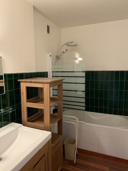 photo 7 Location entre particuliers Orcires Merlette appartement Provence-Alpes-Cte d'Azur Hautes-Alpes salle de bain