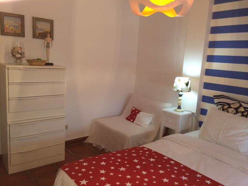 photo 1 Location entre particuliers Vila nova de Milfontes appartement Alentejo  chambre