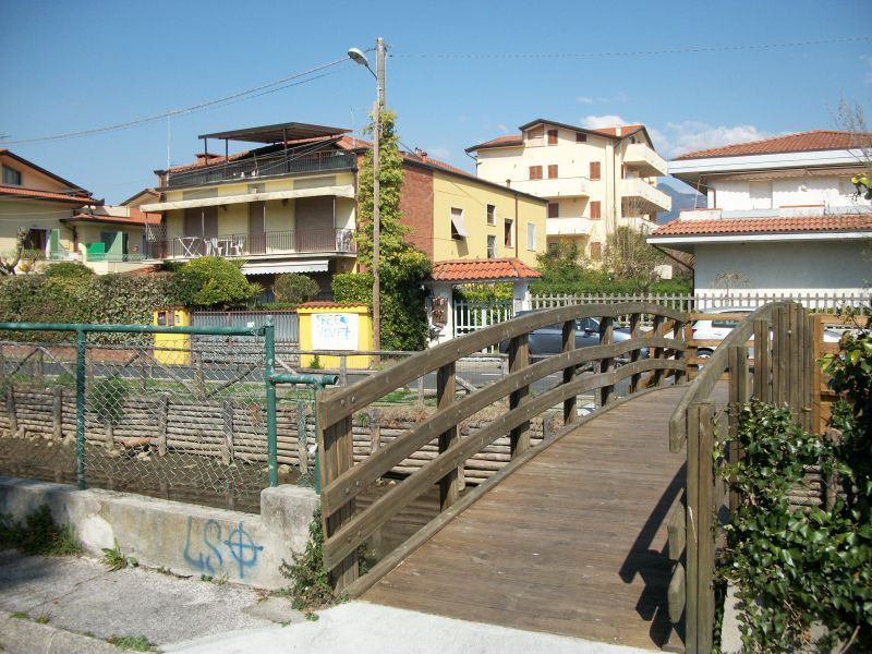photo 0 Location entre particuliers Marina di Massa appartement Toscane Massa Carrare (province de) Vue extrieure de la location