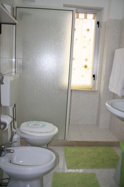 photo 14 Location entre particuliers Balestrate appartement Sicile Palerme (province de) salle de bain