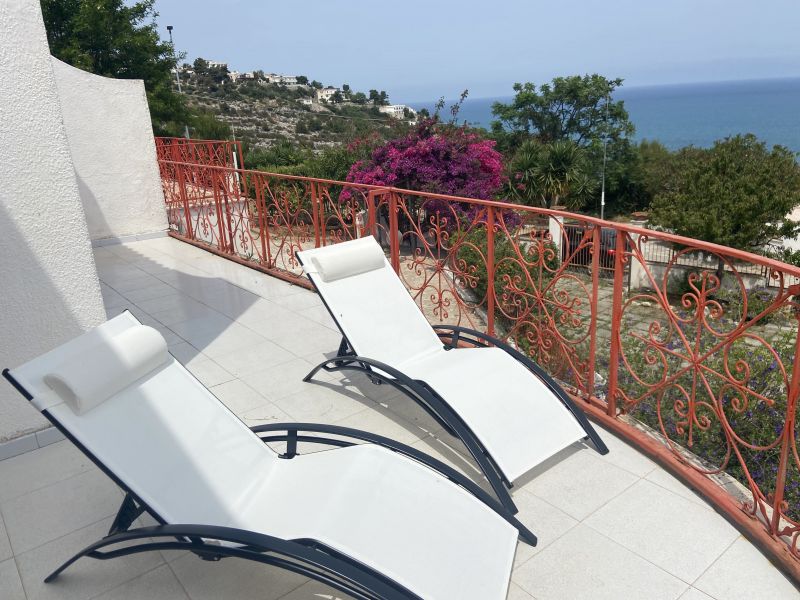 photo 6 Location entre particuliers Peschici villa Pouilles Foggia (province de) Terrasse