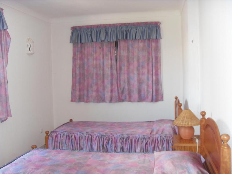 photo 6 Location entre particuliers Manta Rota appartement Algarve  chambre 2