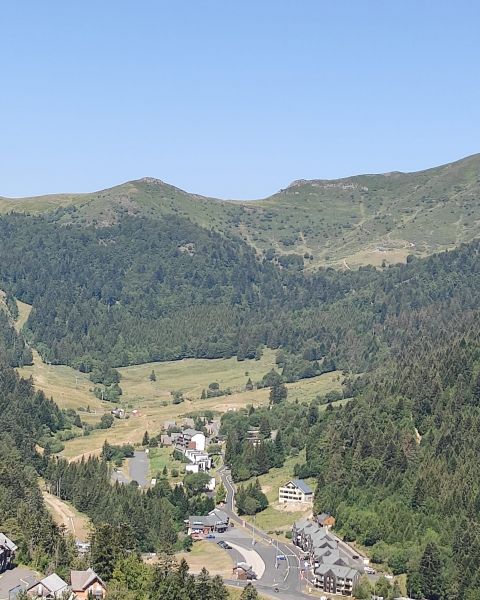 photo 6 Location entre particuliers Le Lioran appartement Auvergne Cantal Vue extrieure de la location