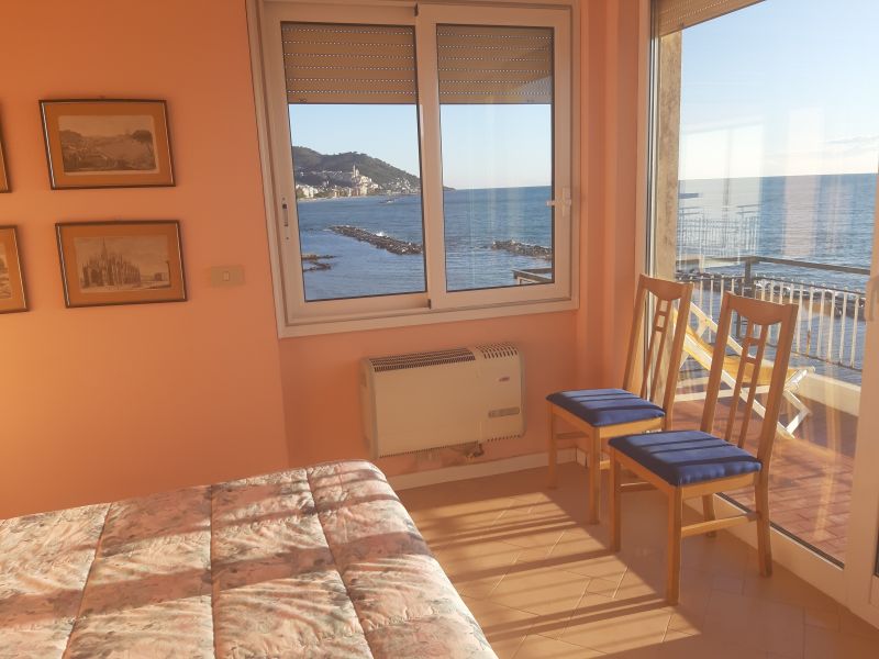 photo 5 Location entre particuliers Diano Marina appartement Ligurie Imperia (province d') chambre
