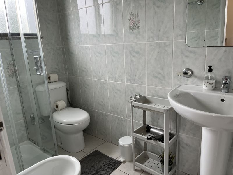 photo 12 Location entre particuliers Gers appartement Entre Douro et Minho  salle de bain 2