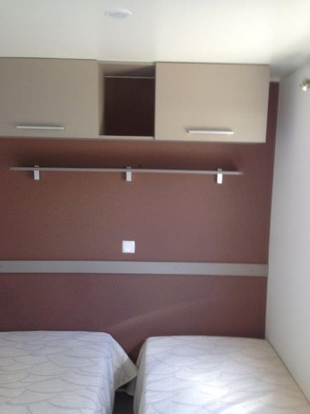 photo 12 Location entre particuliers Argeles sur Mer mobilhome Languedoc-Roussillon Pyrnes-Orientales chambre