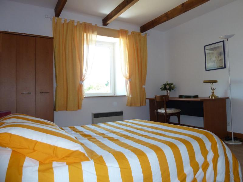 photo 10 Location entre particuliers Locquirec maison Bretagne Finistre chambre 1