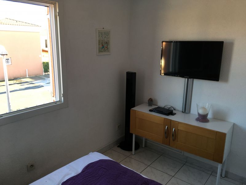 photo 3 Location entre particuliers Frontignan appartement Languedoc-Roussillon Hrault chambre 1