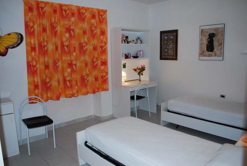 photo 7 Location entre particuliers Badesi maison Sardaigne Olbia Tempio (province de) chambre 2