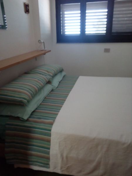 photo 8 Location entre particuliers Villasimius appartement Sardaigne Cagliari (province de) chambre 1