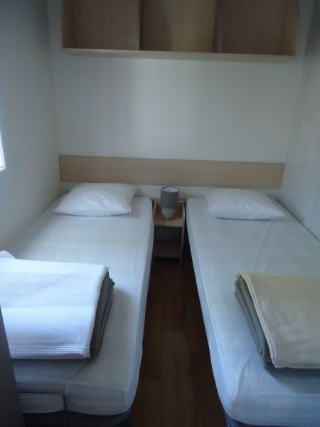 photo 4 Location entre particuliers Dolus d'Olron mobilhome Poitou-Charentes Charente-Maritime chambre 2