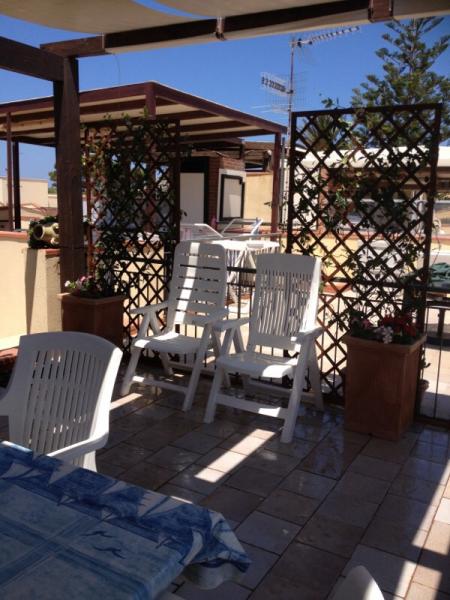 photo 12 Location entre particuliers San Vito lo Capo appartement Sicile Trapani (province de) Vue de la terrasse