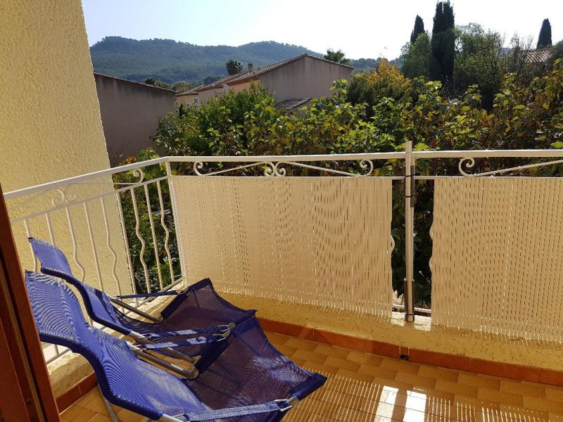 photo 0 Location entre particuliers Saint Cyr sur Mer appartement Provence-Alpes-Cte d'Azur Var Vue de la terrasse