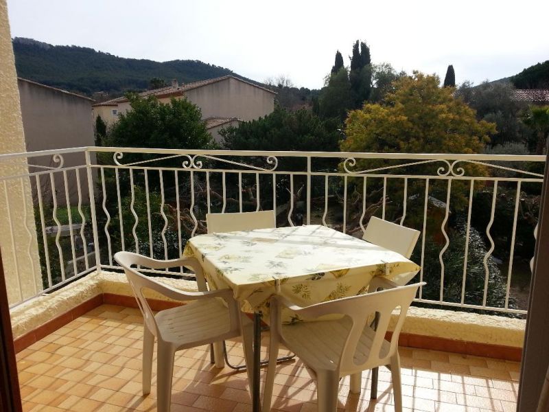 photo 5 Location entre particuliers Saint Cyr sur Mer appartement Provence-Alpes-Cte d'Azur Var Vue depuis la location