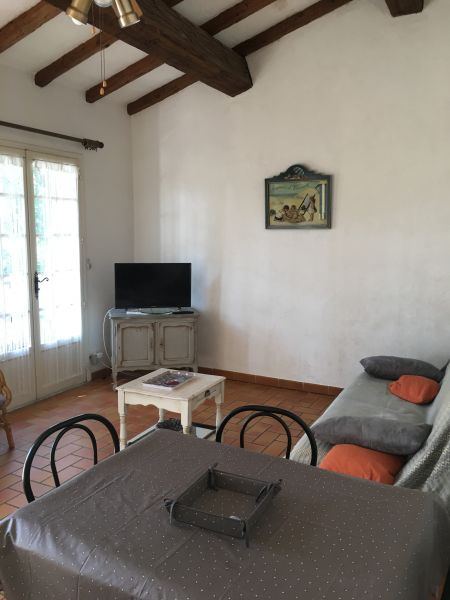 photo 4 Location entre particuliers Saint Aygulf appartement Provence-Alpes-Cte d'Azur Var Salon