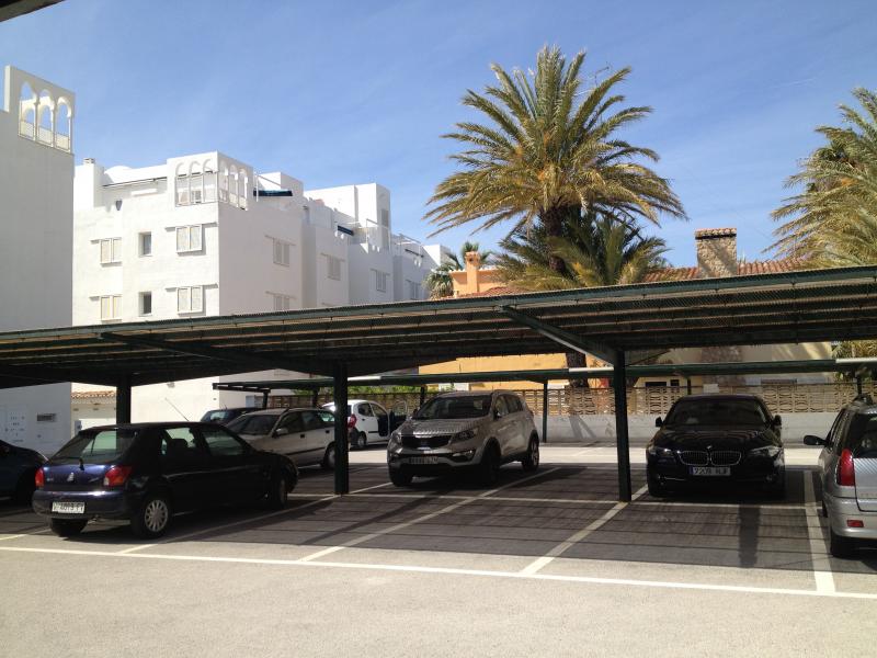 photo 20 Location entre particuliers Dnia appartement Communaut Valencienne Alicante (province de) Parking