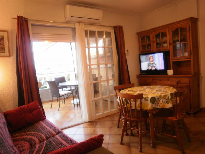 photo 0 Location entre particuliers Torrevieja appartement Communaut Valencienne Alicante (province de)