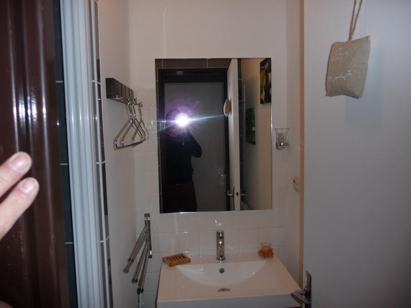 photo 10 Location entre particuliers La Rosire 1850 appartement Rhne-Alpes Savoie salle de bain 1