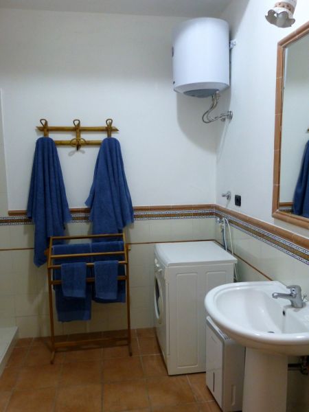 photo 6 Location entre particuliers Maratea appartement Basilicate Potenza (province de) salle de bain