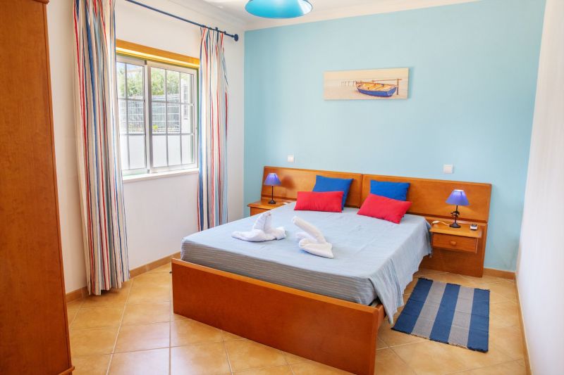 photo 5 Location entre particuliers Albufeira villa Algarve  chambre 1