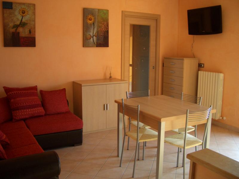 photo 4 Location entre particuliers Campomarino appartement Molise Campobasso (province de) Salon