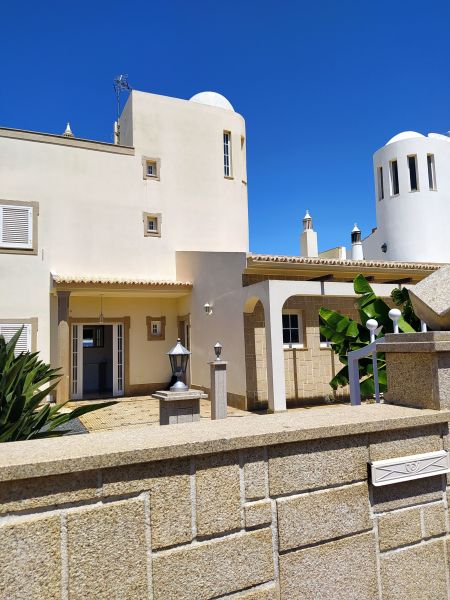 photo 1 Location entre particuliers Portimo villa Algarve  Entre