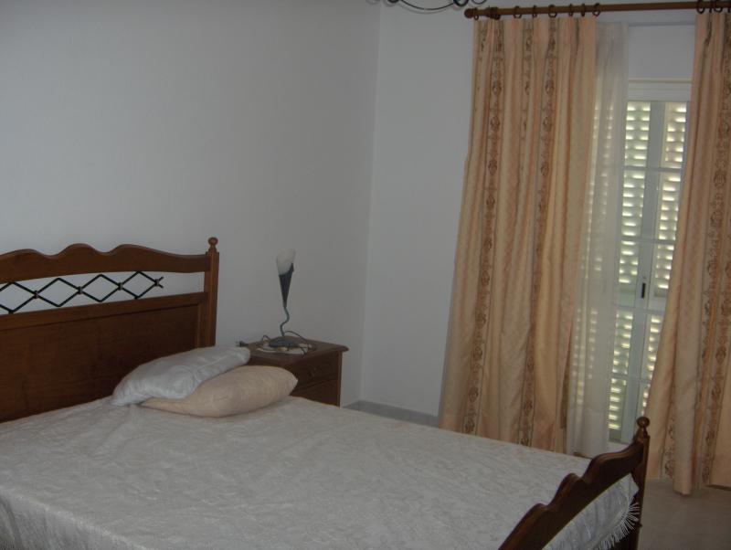 photo 15 Location entre particuliers Portimo villa Algarve  chambre 1