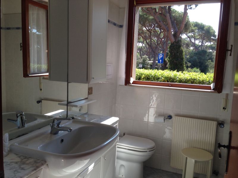 photo 14 Location entre particuliers Castiglione della Pescaia appartement Toscane Grosseto (province de) salle de bain