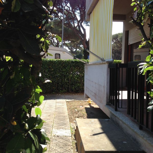 photo 18 Location entre particuliers Castiglione della Pescaia appartement Toscane Grosseto (province de) Jardin