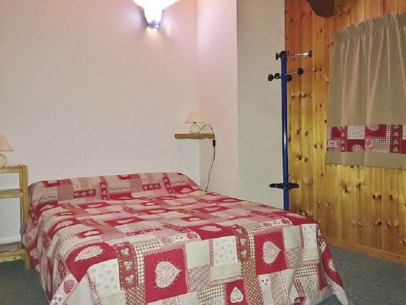 photo 6 Location entre particuliers Vars chalet Provence-Alpes-Cte d'Azur Hautes-Alpes chambre 2