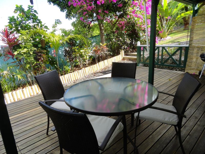 photo 9 Location entre particuliers Sainte Anne (Guadeloupe) bungalow Grande Terre  Vue extrieure de la location