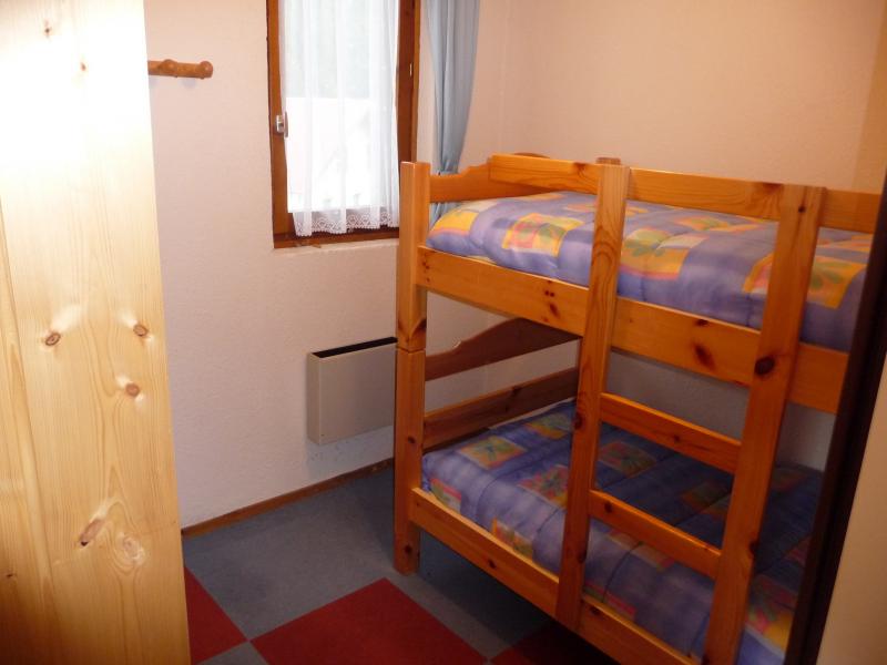 photo 3 Location entre particuliers Monts Jura appartement Rhne-Alpes Ain chambre